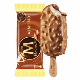 MAGNUM ALMOND